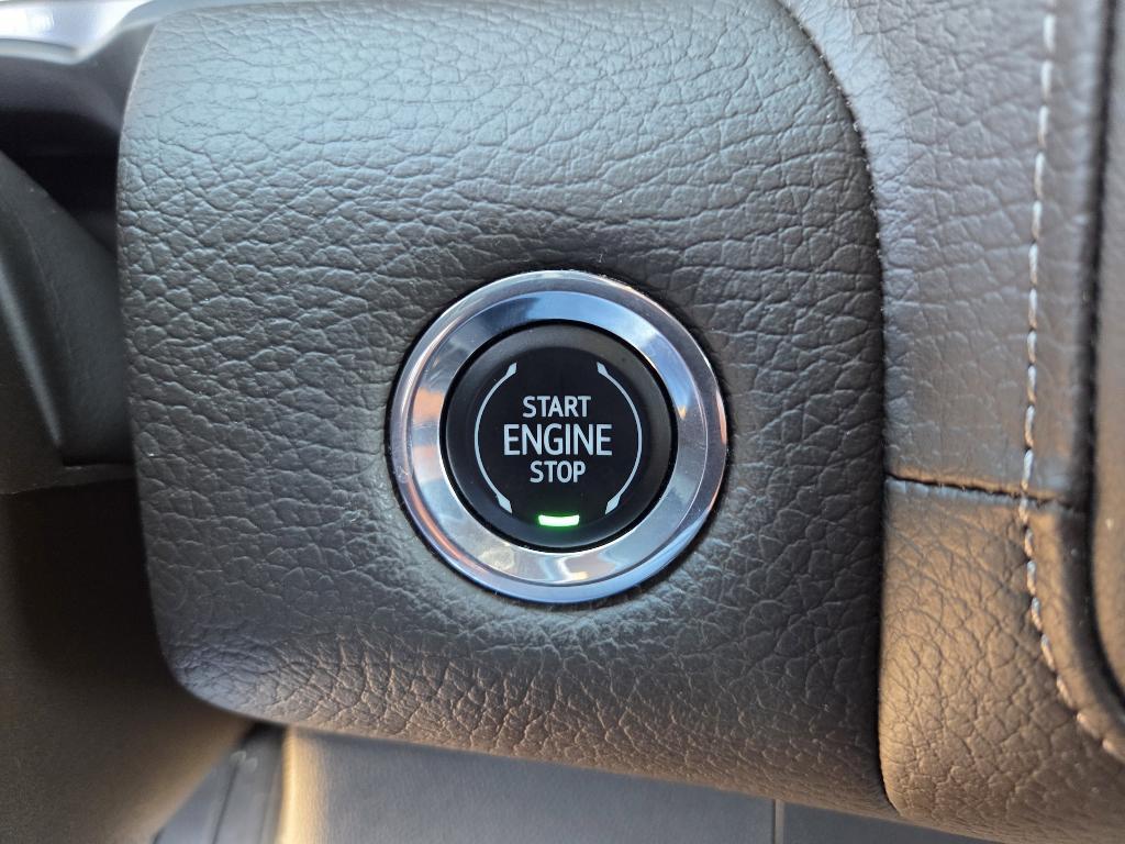 used 2023 GMC Yukon car, priced at $61,283