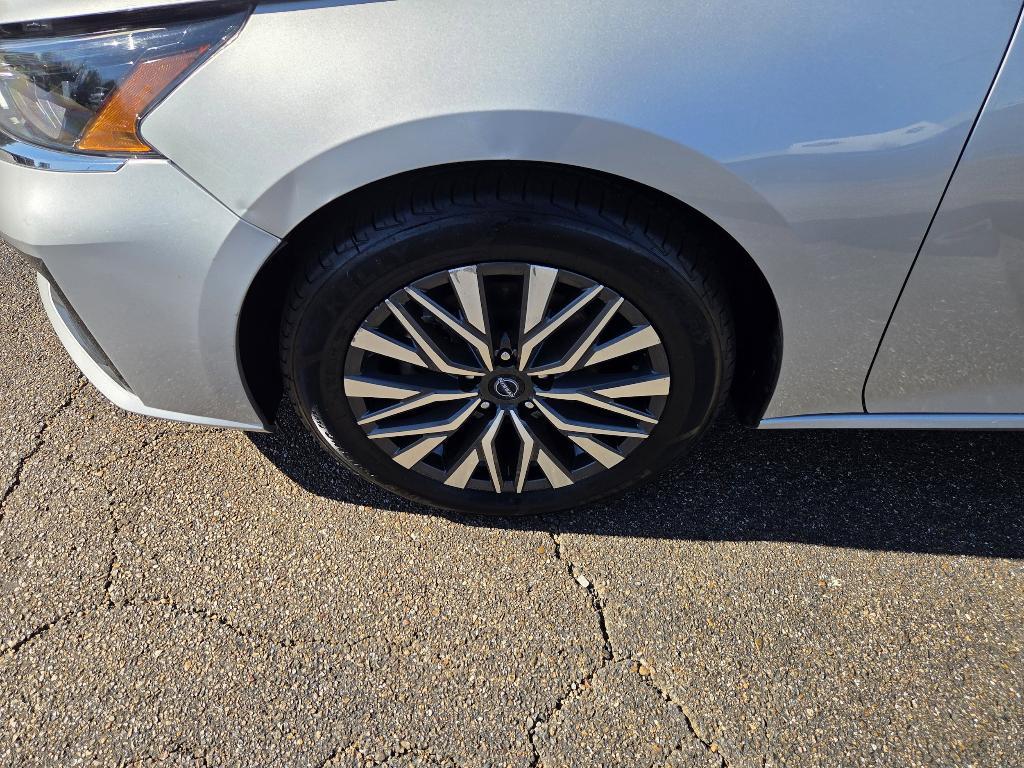 used 2024 Nissan Altima car, priced at $22,801