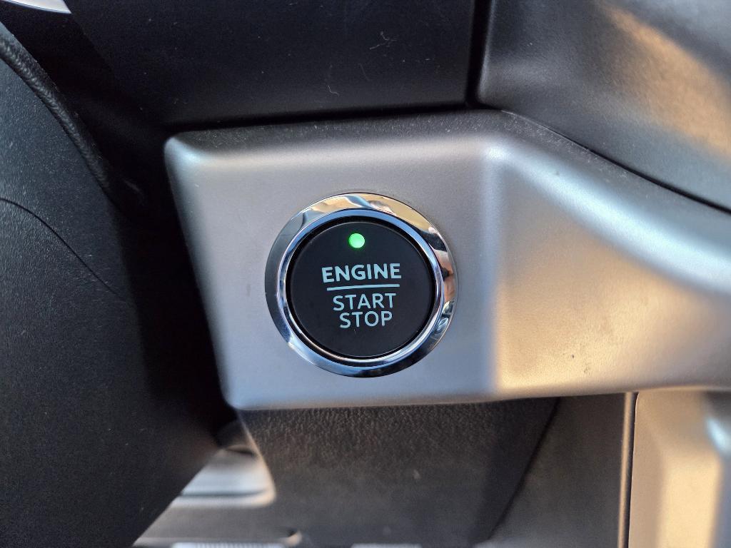 used 2024 Ford Expedition car, priced at $44,998