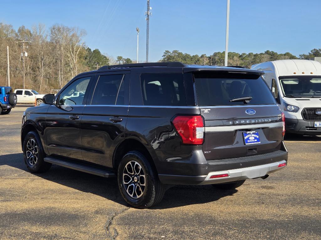 used 2024 Ford Expedition car, priced at $44,998