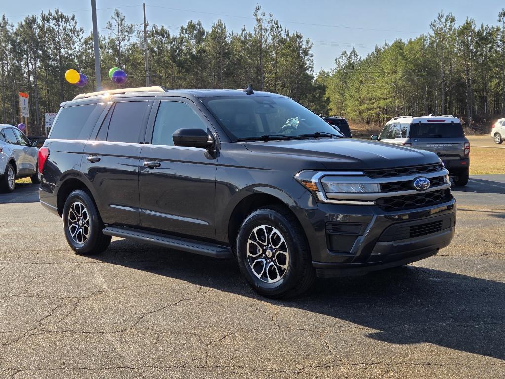used 2024 Ford Expedition car, priced at $44,998