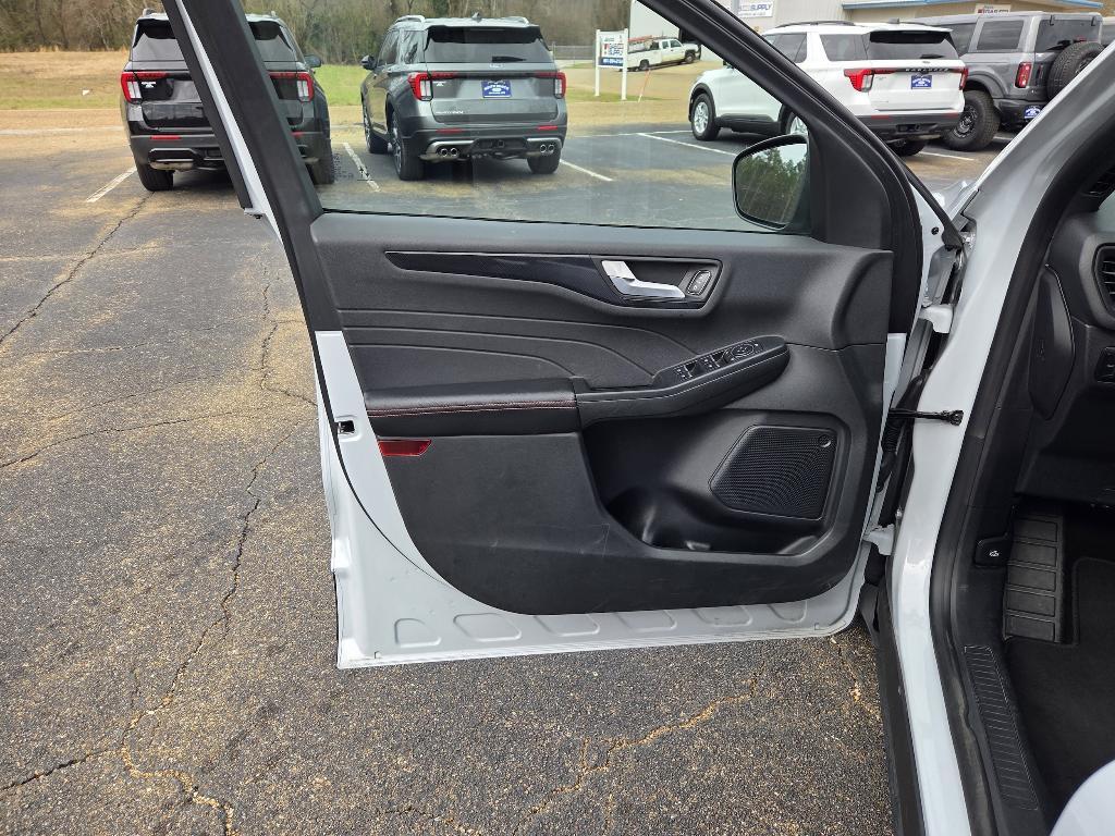 used 2025 Ford Escape car, priced at $27,128