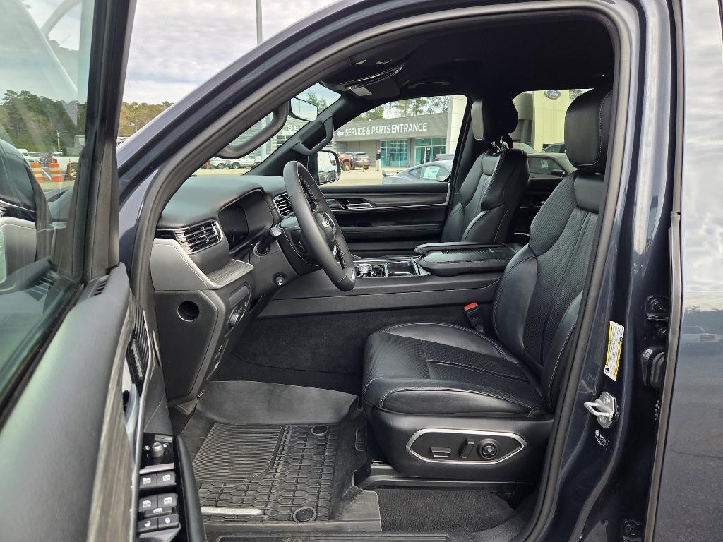 used 2024 Jeep Wagoneer L car, priced at $40,873