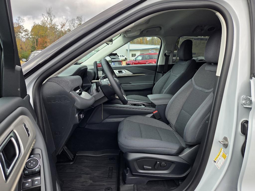 new 2026 Ford Explorer car, priced at $39,340