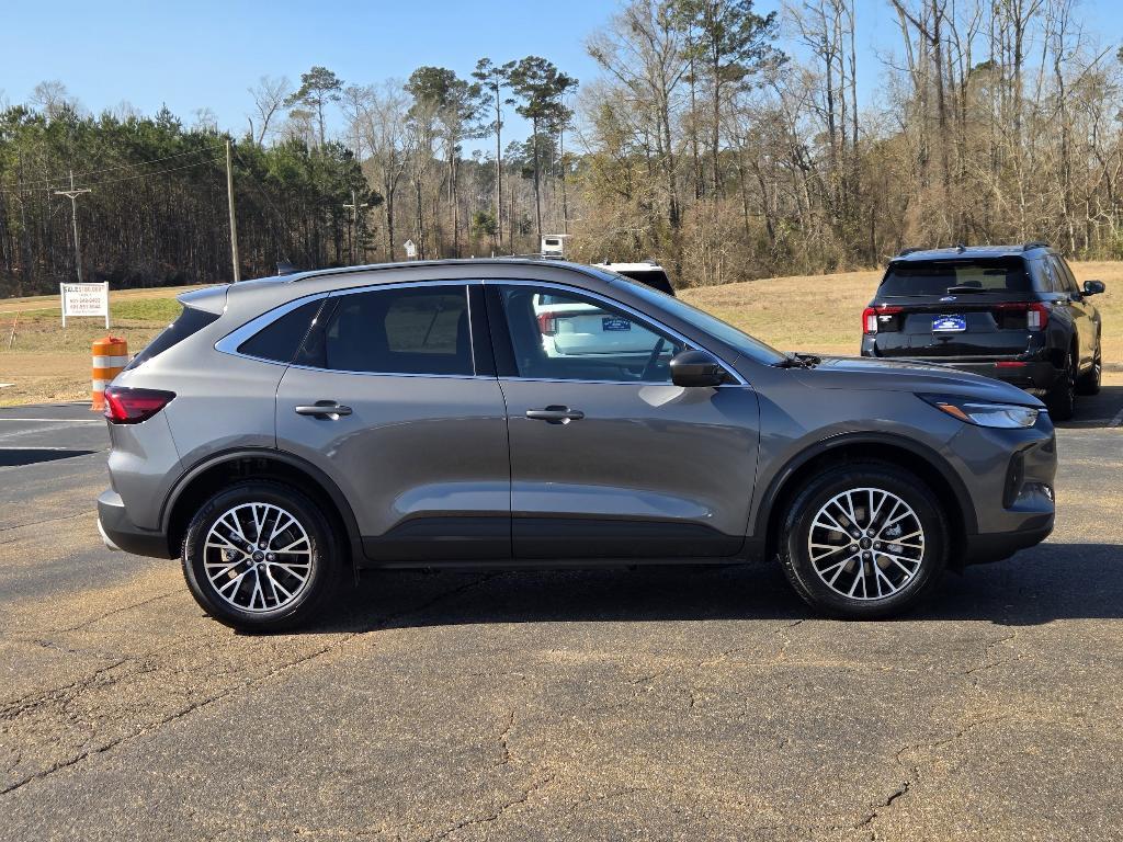 used 2025 Ford Escape car, priced at $30,688