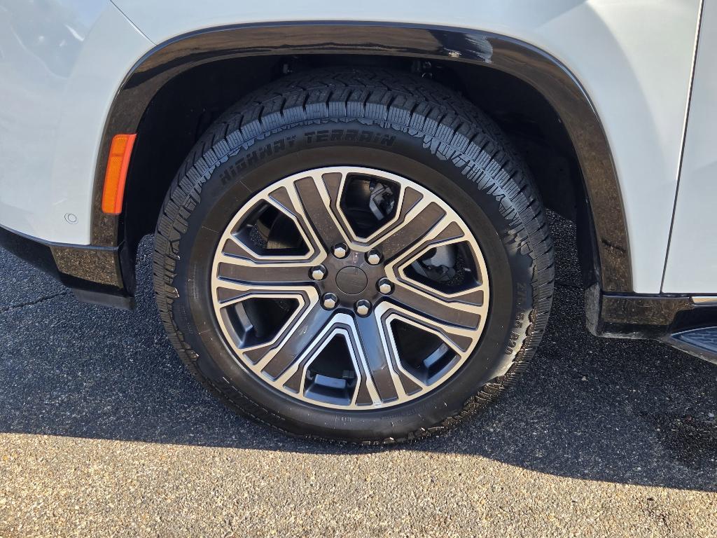 used 2024 Jeep Wagoneer car, priced at $49,500