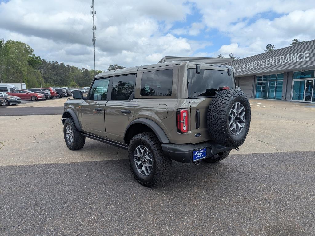new 2025 Ford Bronco car, priced at $55,988