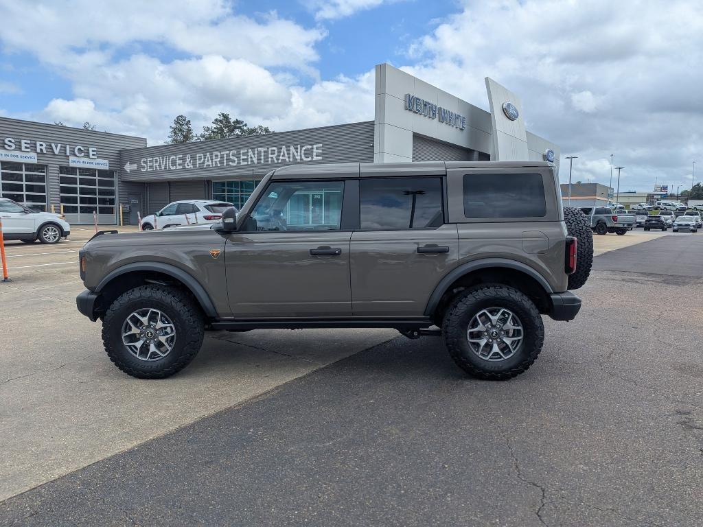 new 2025 Ford Bronco car, priced at $55,988
