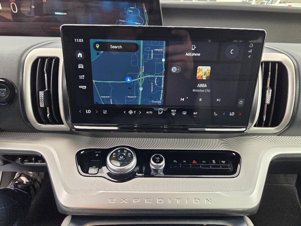 used 2025 Ford Expedition car, priced at $59,998