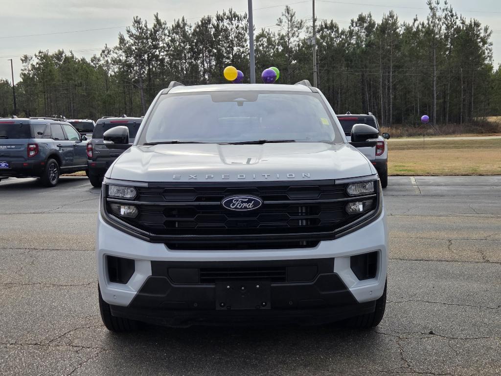 used 2025 Ford Expedition car, priced at $59,998