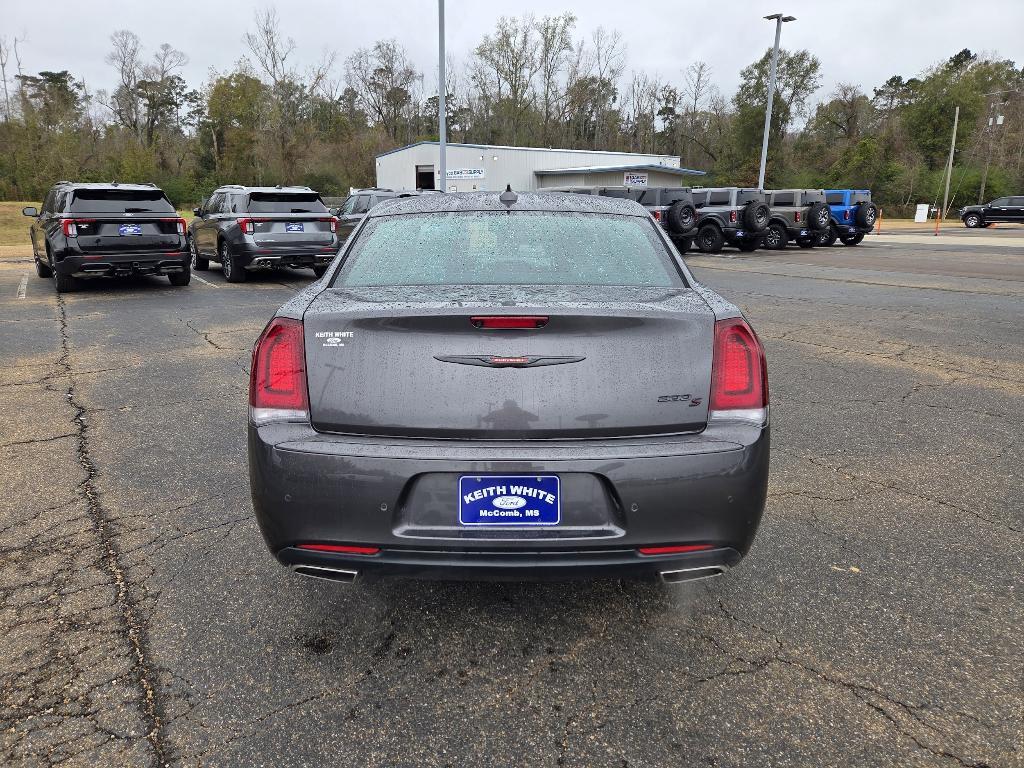 used 2022 Chrysler 300 car, priced at $24,411