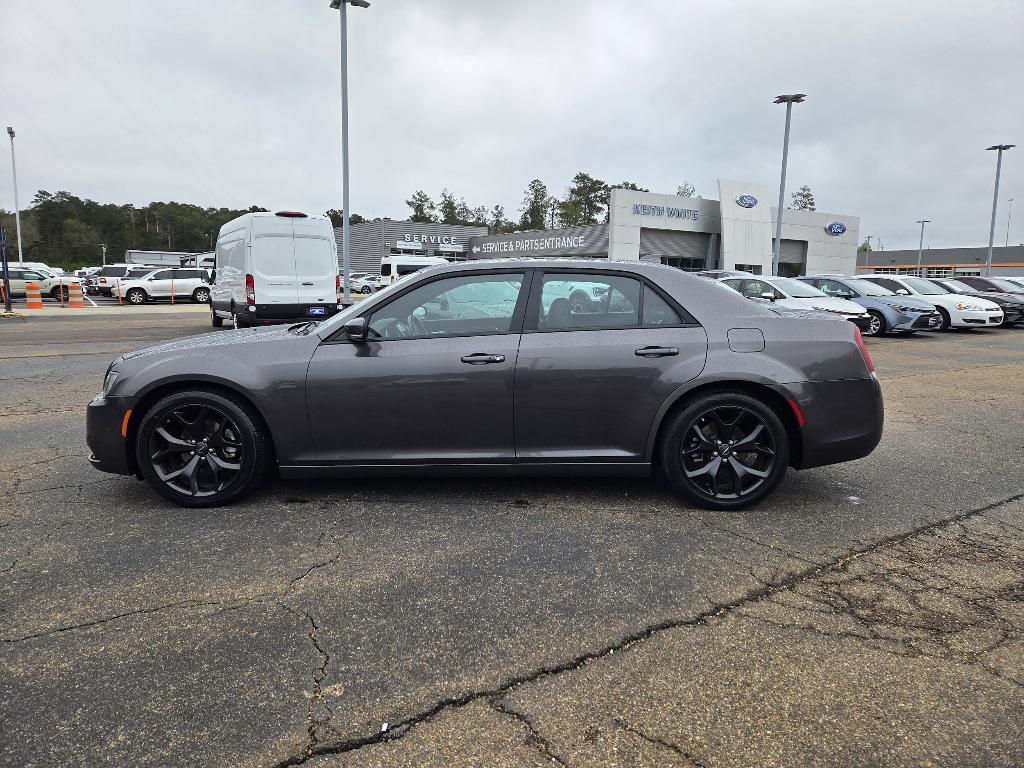 used 2022 Chrysler 300 car, priced at $24,411