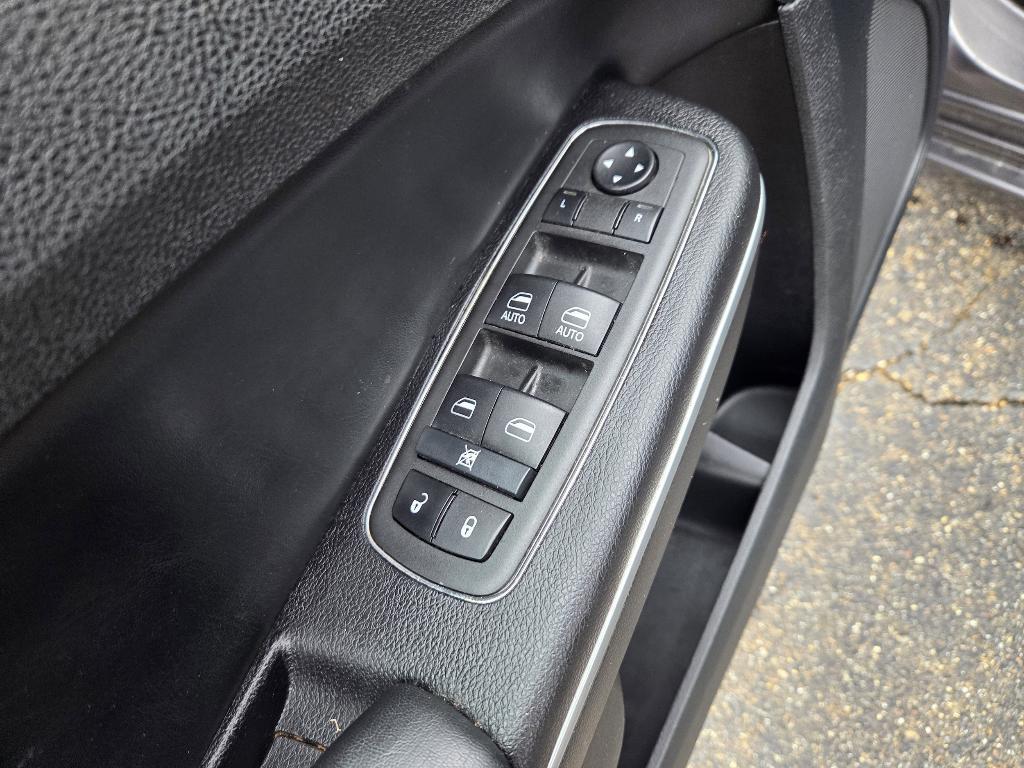 used 2022 Chrysler 300 car, priced at $24,411