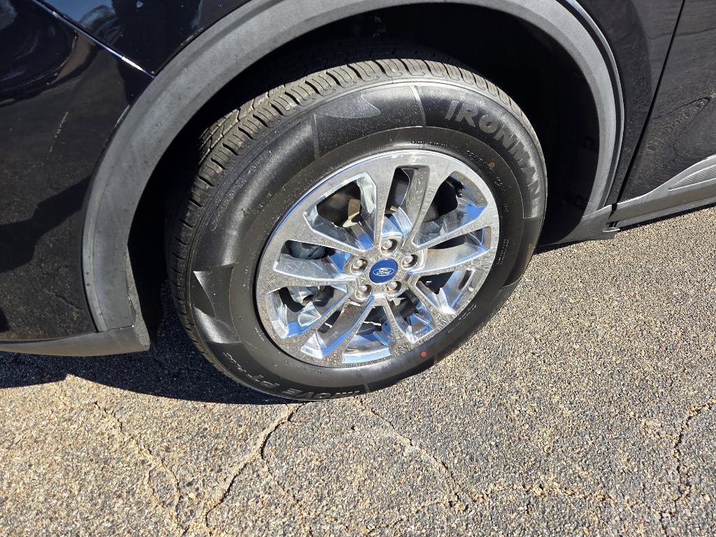 used 2021 Ford Escape car, priced at $17,900