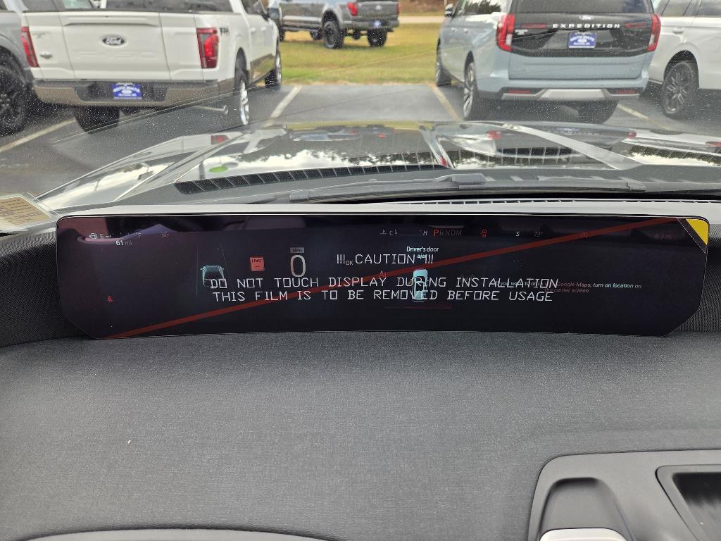 new 2025 Ford Expedition car, priced at $69,350