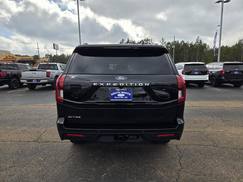 new 2025 Ford Expedition car, priced at $69,350