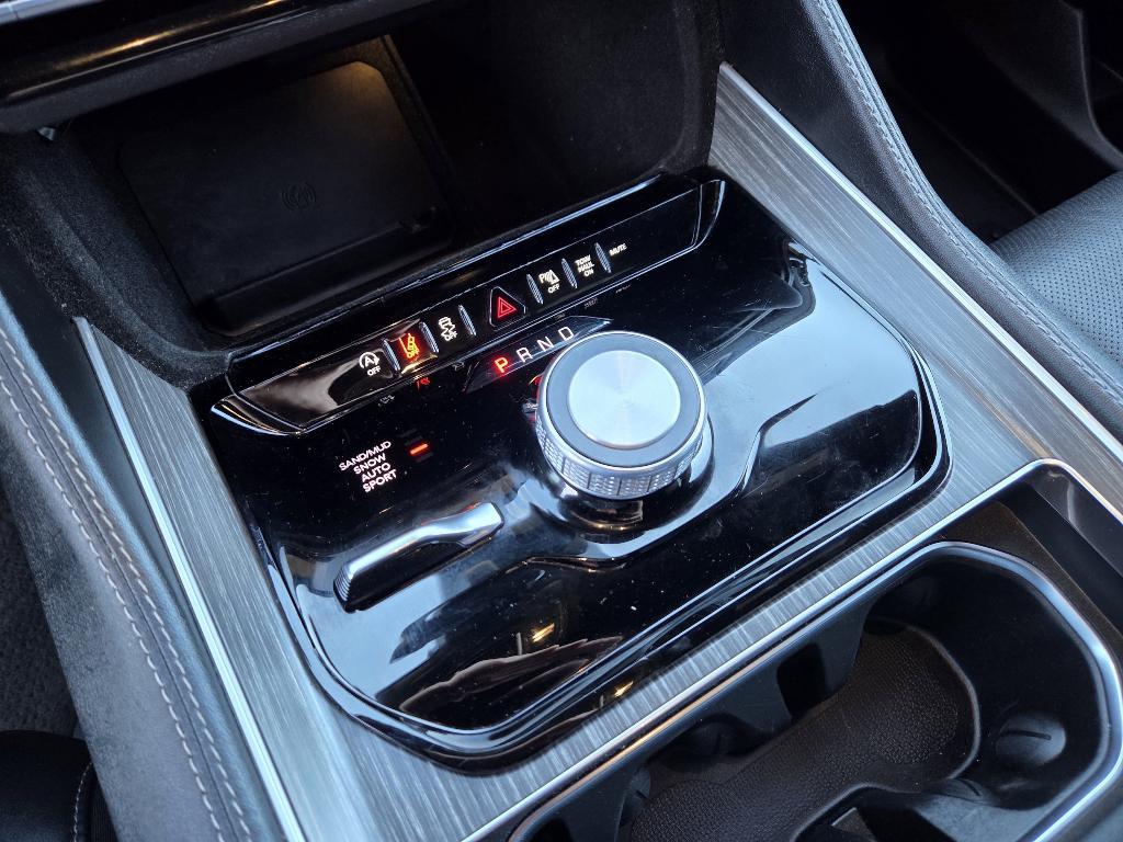 used 2024 Jeep Wagoneer car, priced at $41,246