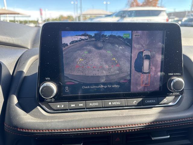 used 2025 Nissan Rogue car, priced at $31,499