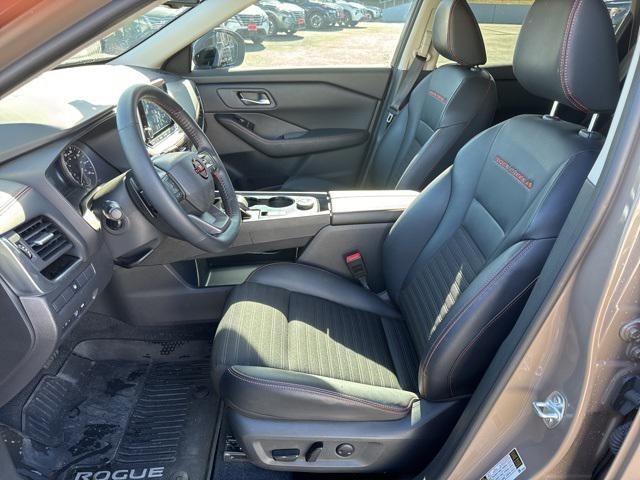 used 2025 Nissan Rogue car, priced at $31,499