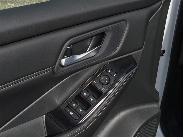 new 2026 Nissan Rogue car, priced at $33,675