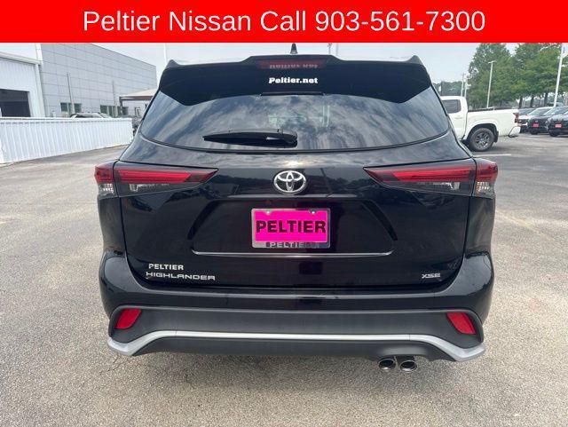 used 2024 Toyota Highlander car, priced at $43,893