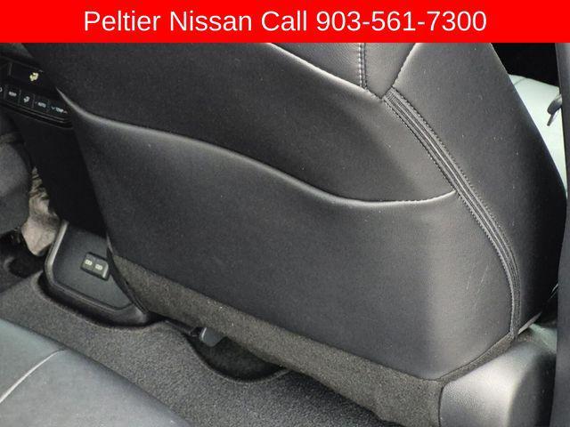 used 2024 Toyota Highlander car, priced at $39,993