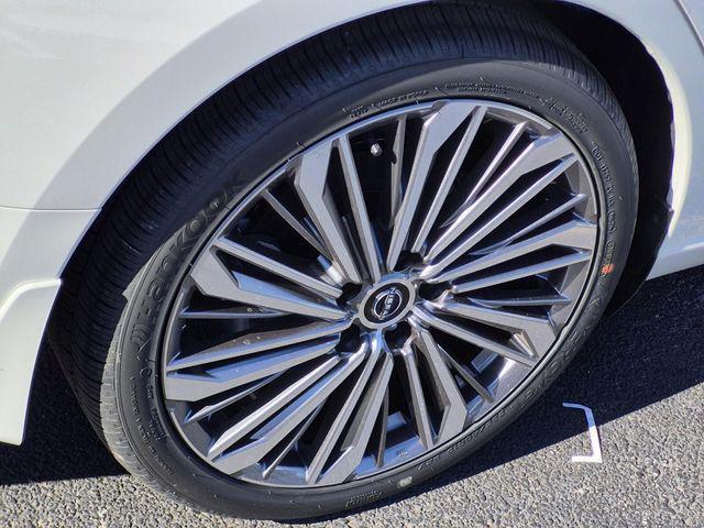 new 2025 Nissan Altima car, priced at $28,999