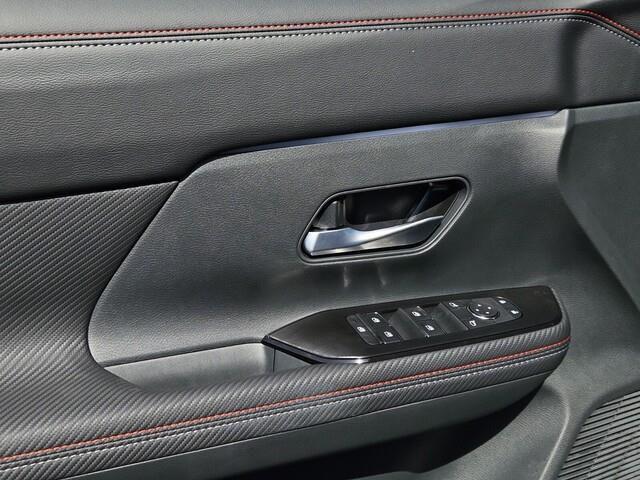 new 2025 Nissan Kicks car, priced at $25,995