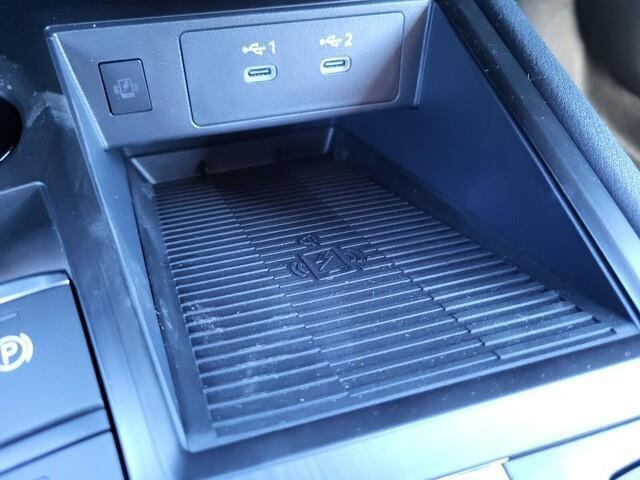 new 2025 Nissan Kicks car, priced at $25,959