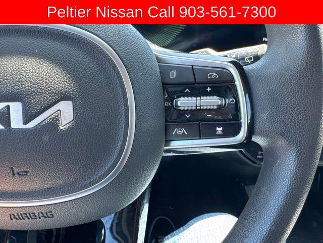 used 2025 Kia Sorento car, priced at $27,131