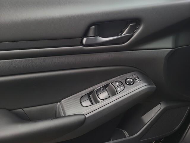 new 2025 Nissan Altima car, priced at $24,999