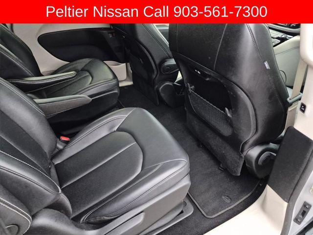 used 2024 Chrysler Pacifica Hybrid car, priced at $27,077
