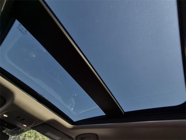 new 2025 Nissan Kicks car, priced at $26,566