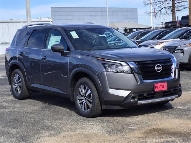 new 2025 Nissan Pathfinder car, priced at $35,902