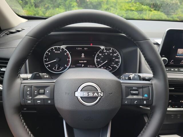 new 2025 Nissan Rogue car, priced at $27,999