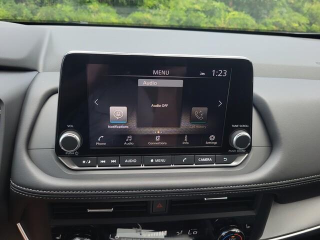 new 2025 Nissan Rogue car, priced at $27,999