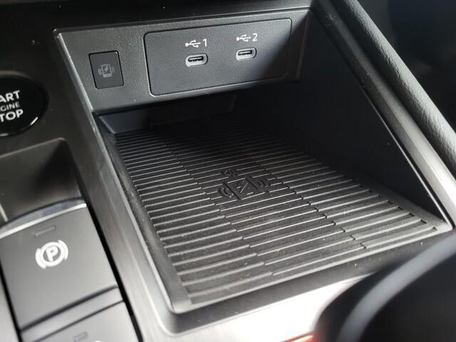 new 2025 Nissan Kicks car, priced at $26,128