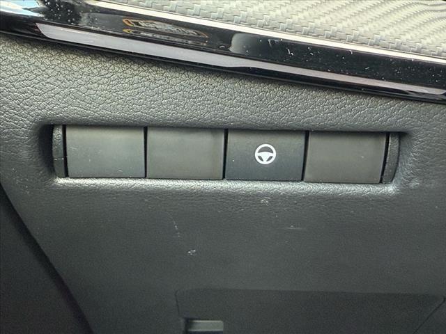 new 2025 Nissan Kicks car, priced at $28,443