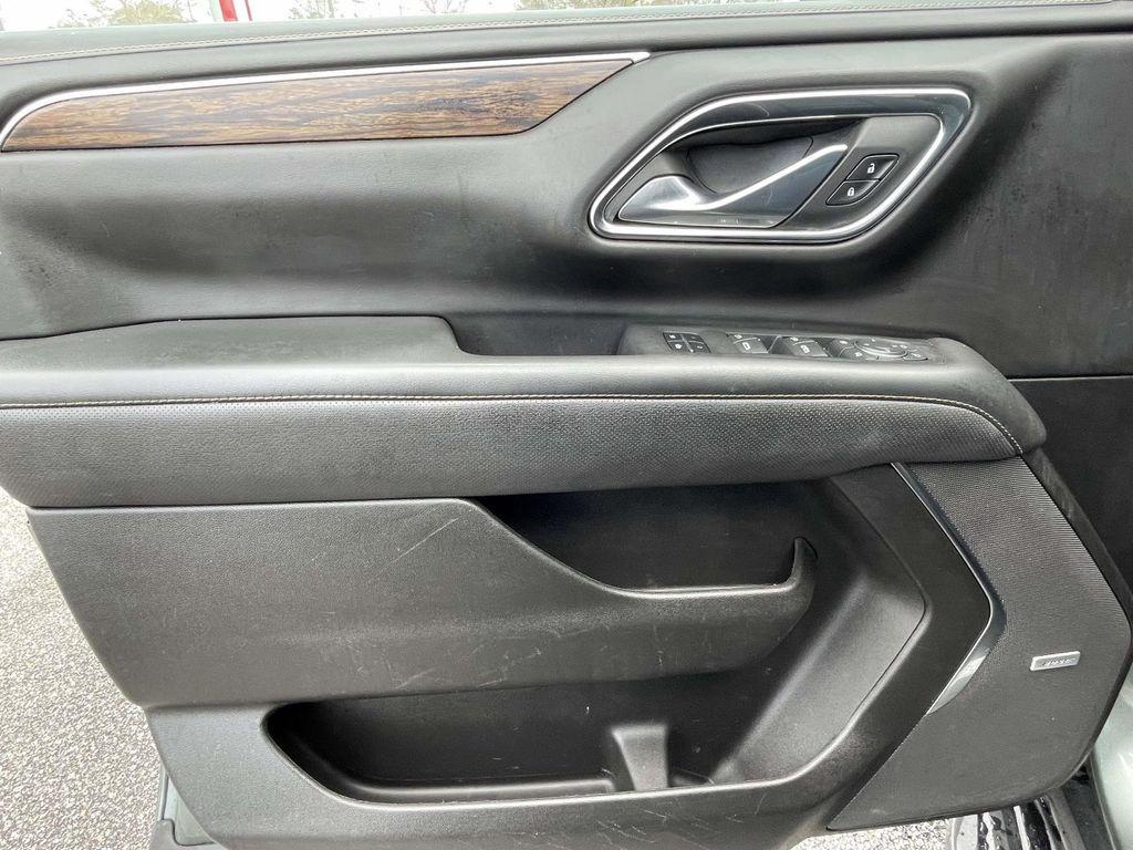 used 2023 Chevrolet Suburban car, priced at $42,995