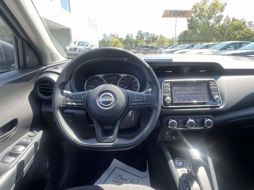 new 2025 Nissan Kicks Play car, priced at $23,025