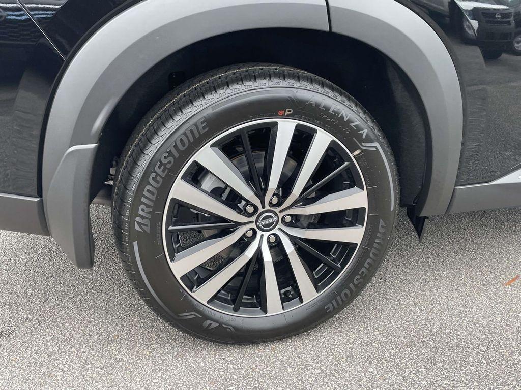 new 2025 Nissan Pathfinder car, priced at $51,510