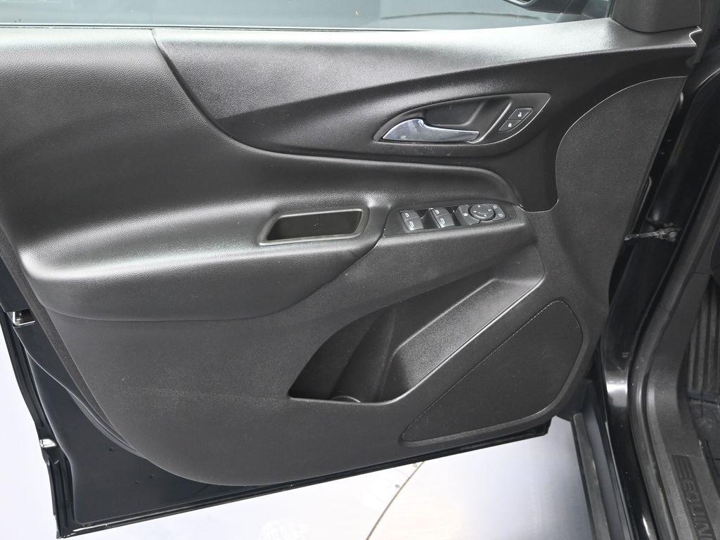 used 2020 Chevrolet Equinox car, priced at $15,000