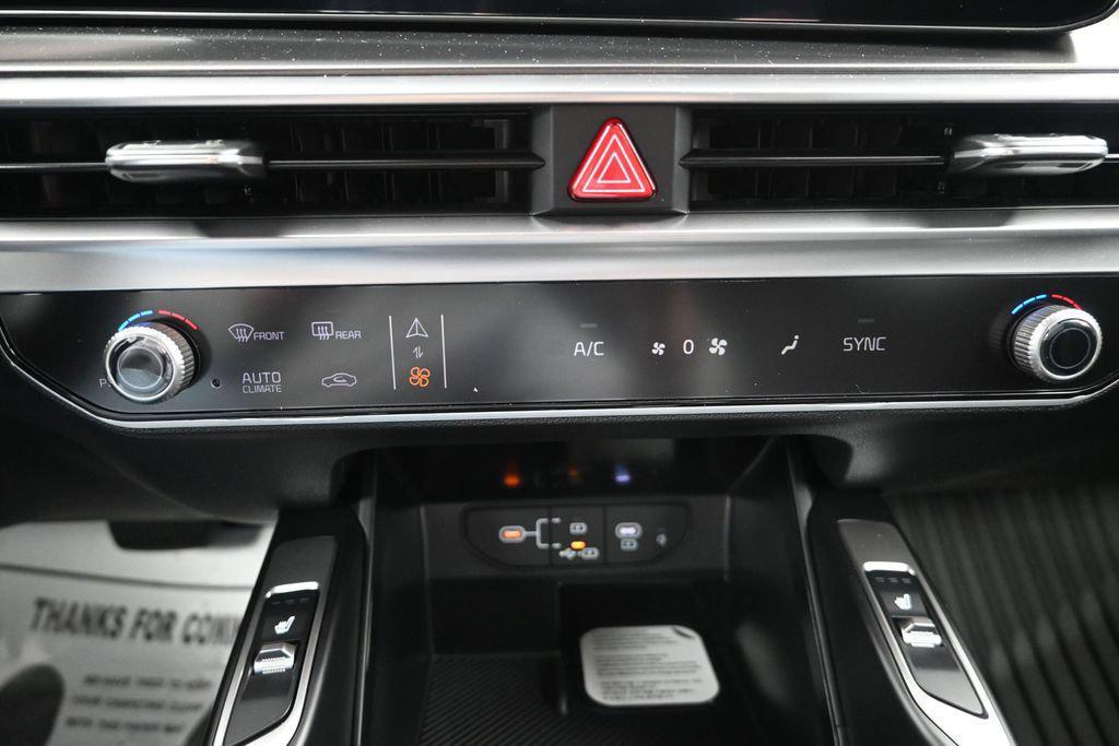 used 2026 Kia Sorento car, priced at $32,200