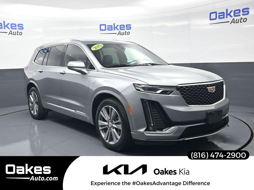 used 2025 Cadillac XT6 car, priced at $43,500