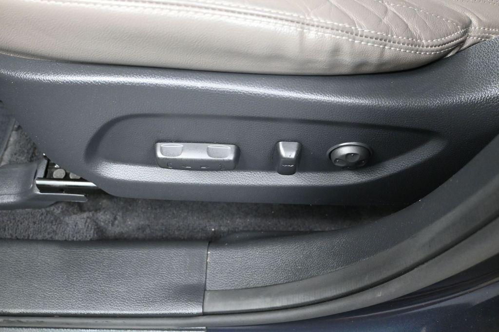 used 2019 Hyundai Santa Fe XL car, priced at $18,620