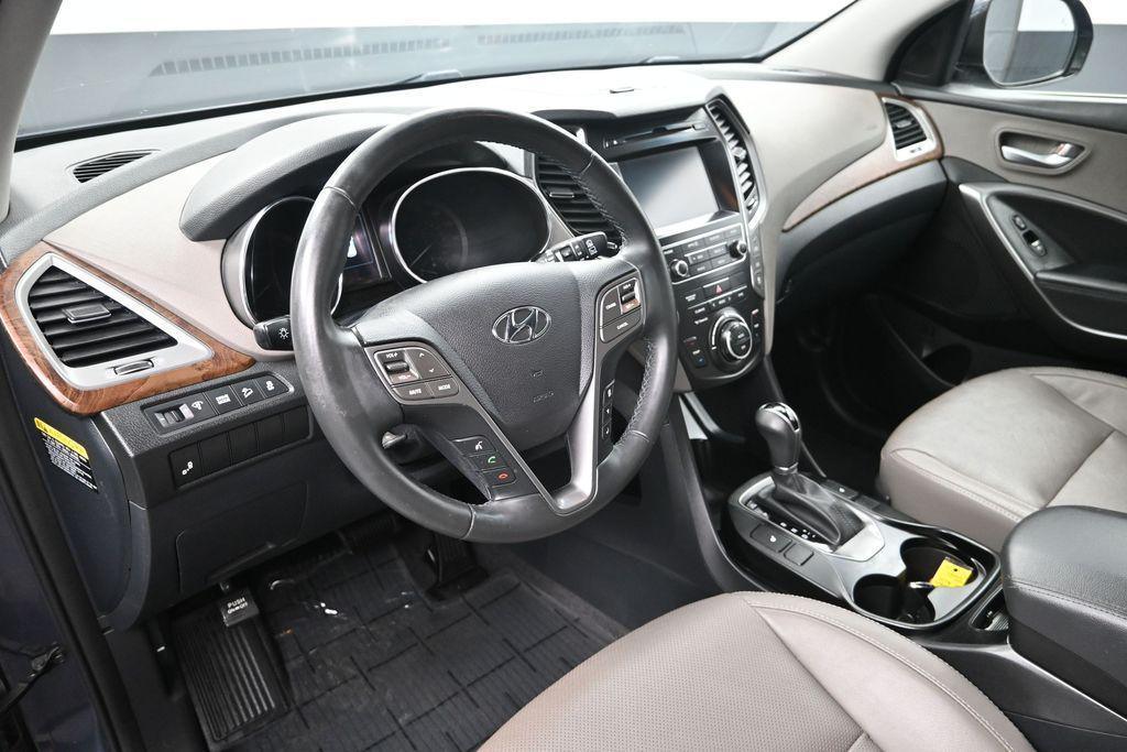 used 2019 Hyundai Santa Fe XL car, priced at $18,620