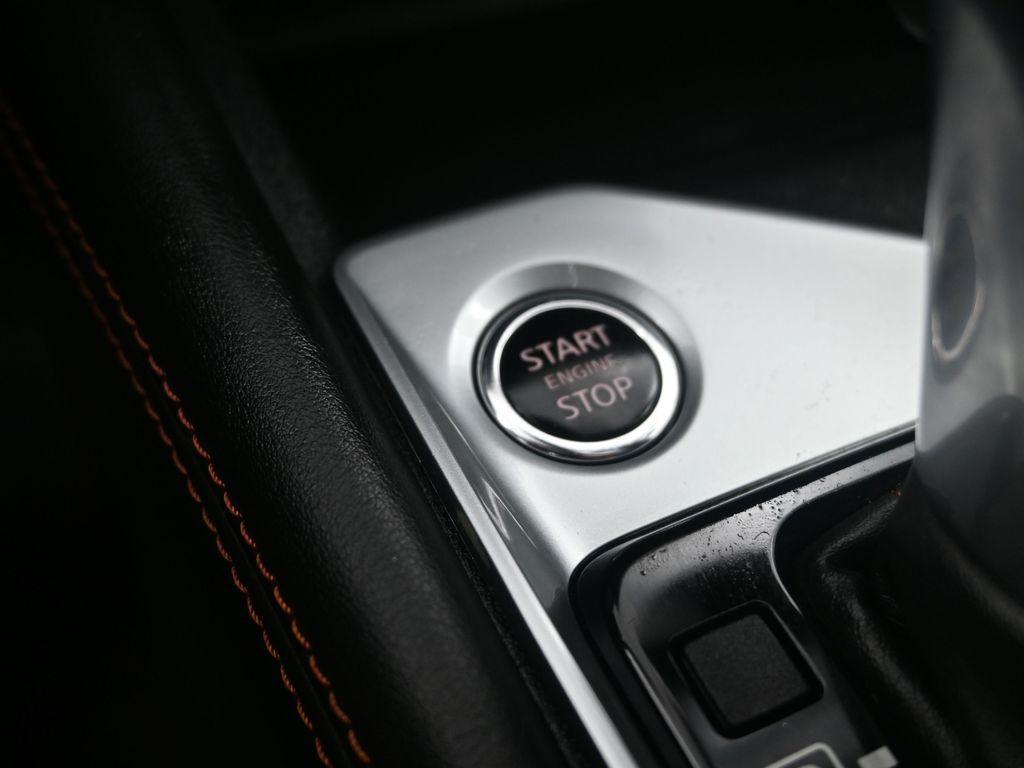 2022 Pearl White Tricoat Nissan Altima
