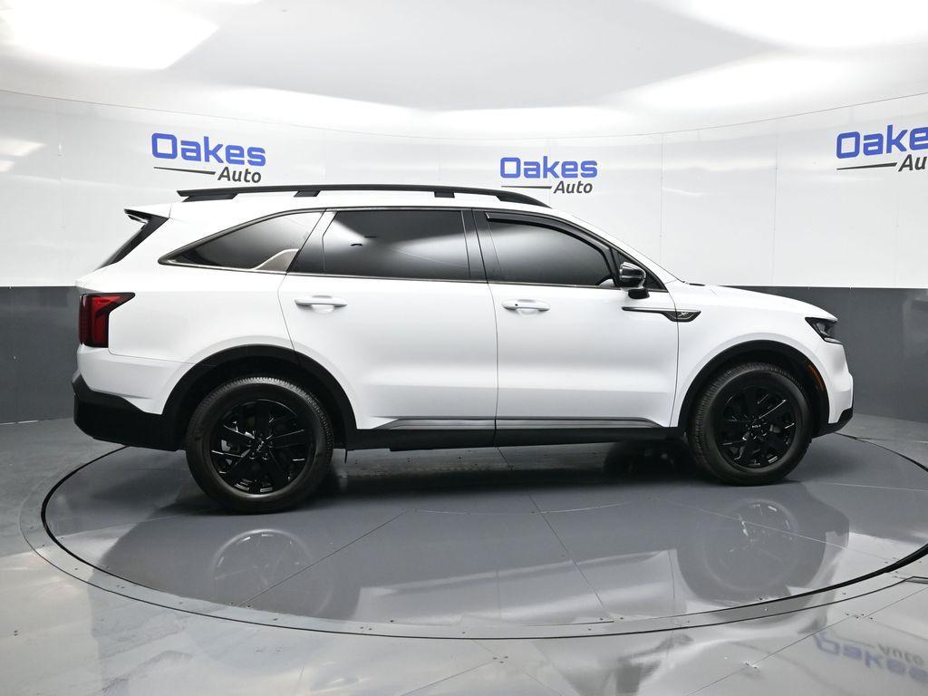 used 2022 Kia Sorento car, priced at $21,000