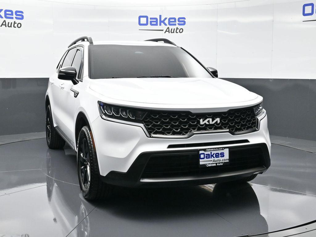 used 2022 Kia Sorento car, priced at $21,000