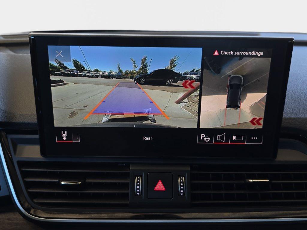Audi Q5 view 24